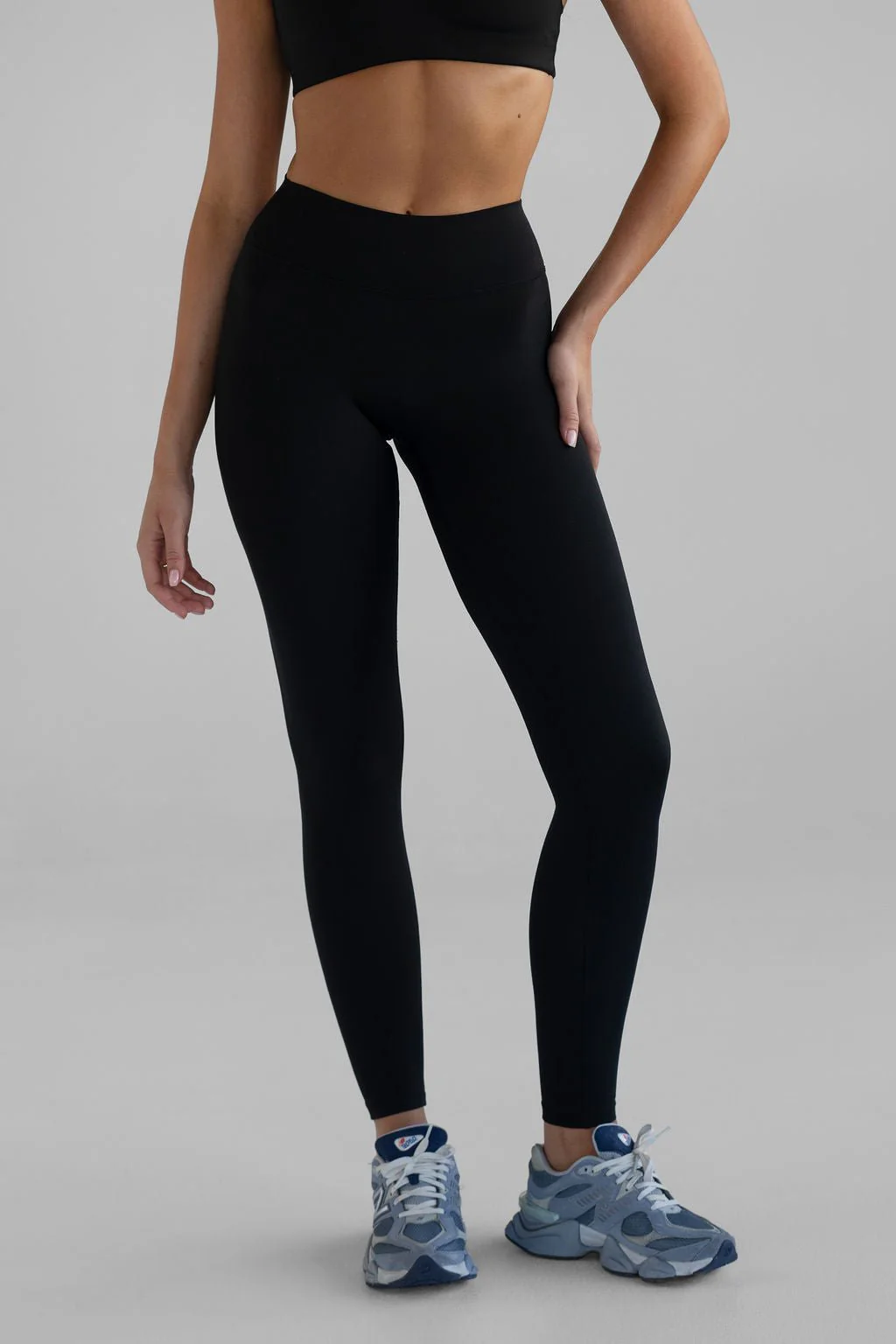 Elevate Leggings - Black - Image 3