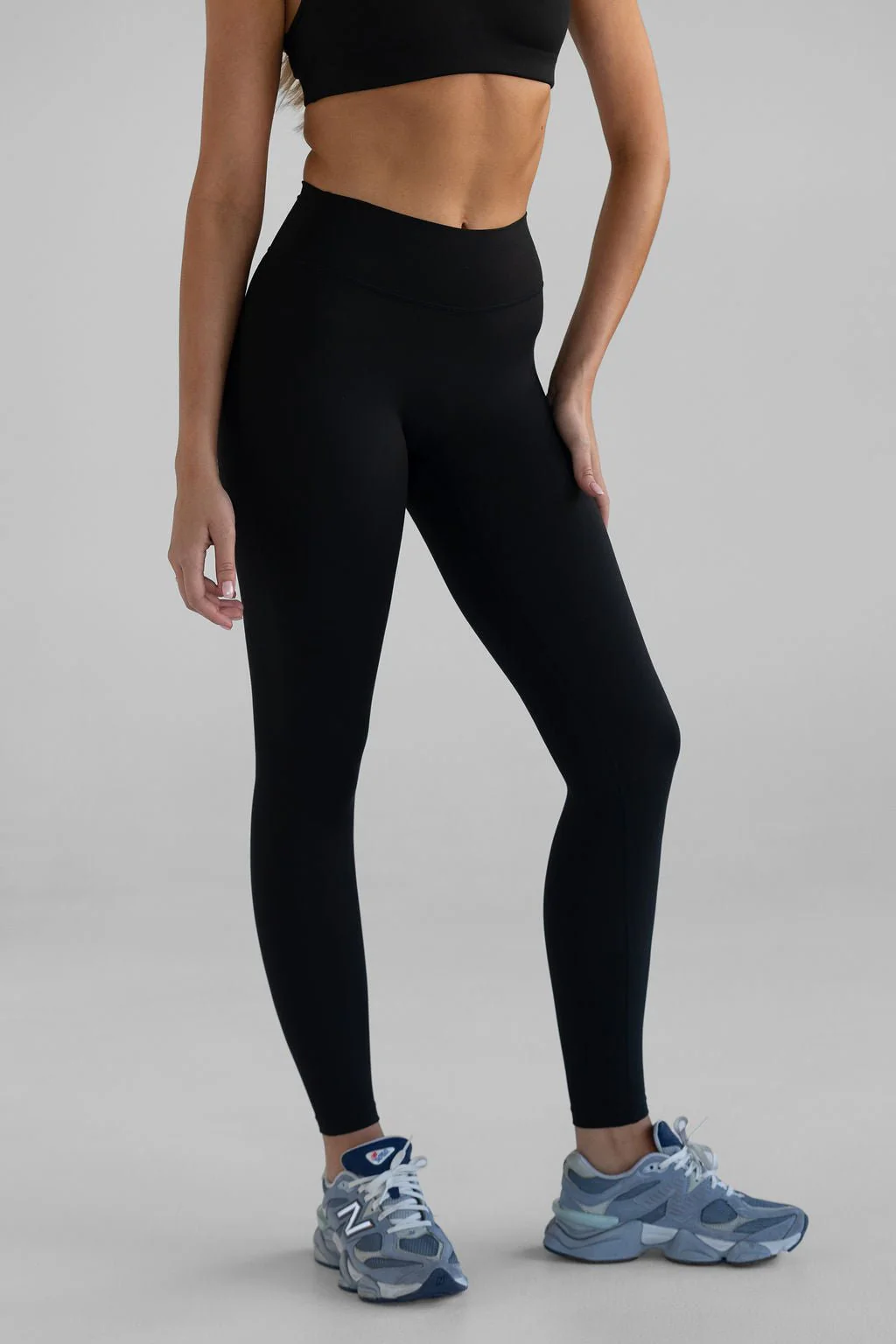 Elevate Leggings - Black - Image 4