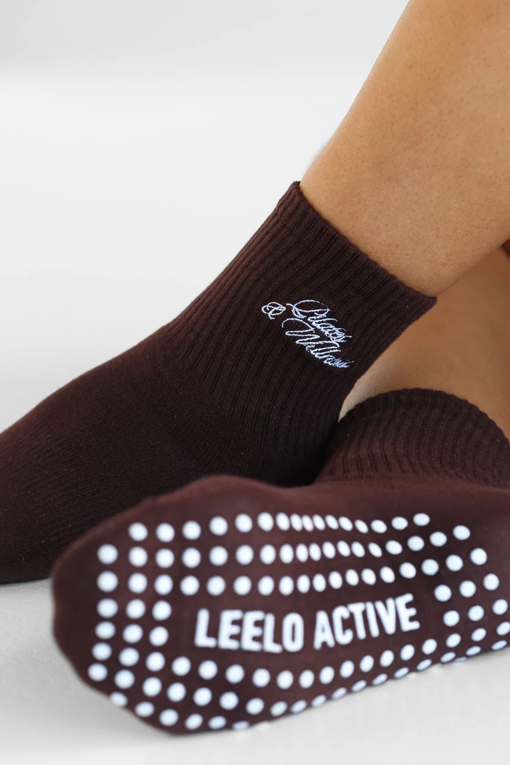 Pilates & Wellness Grip Socks - Cocoa - Image 3