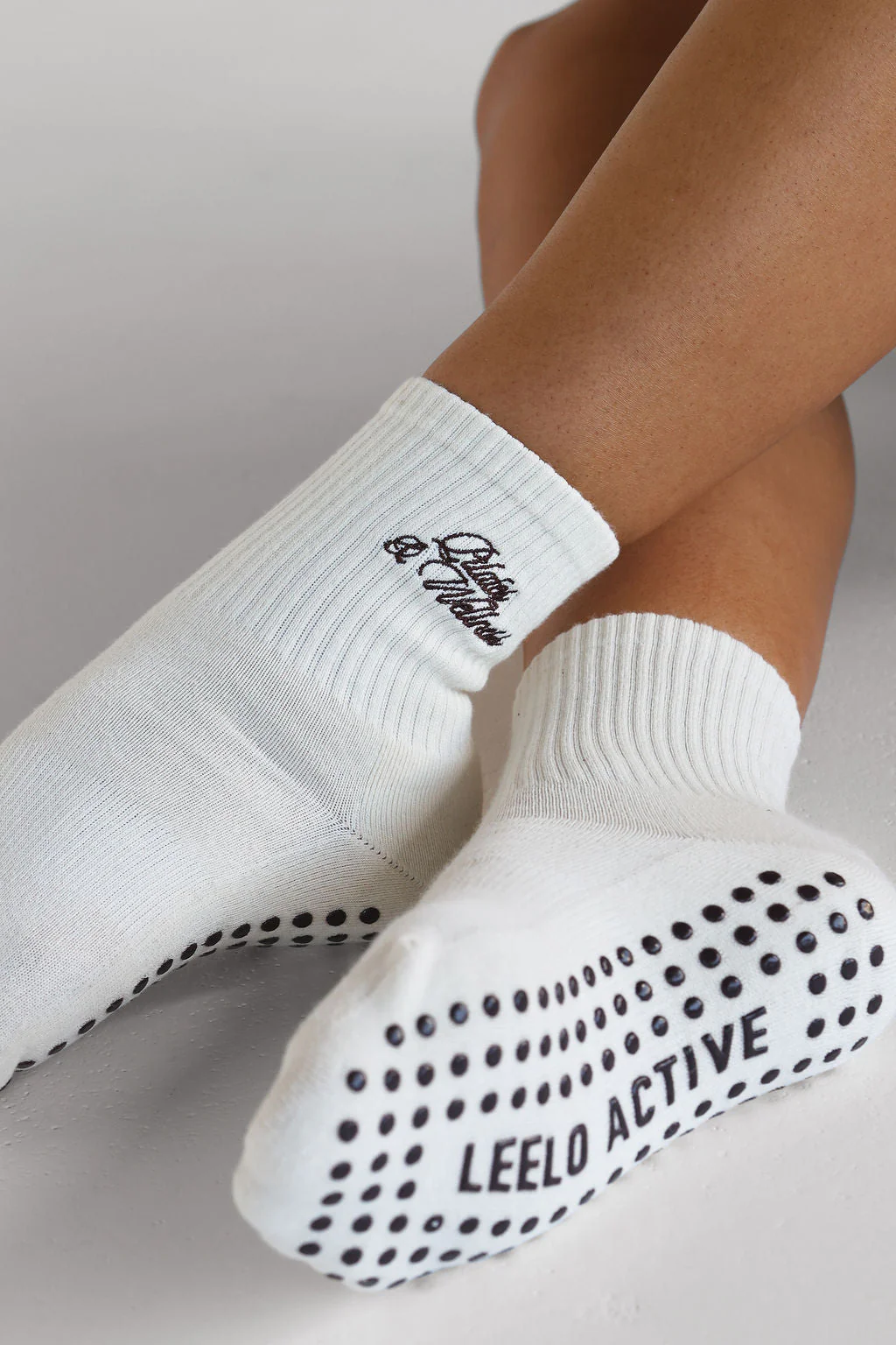 Pilates & Wellness Grip Socks - Cream - Image 2