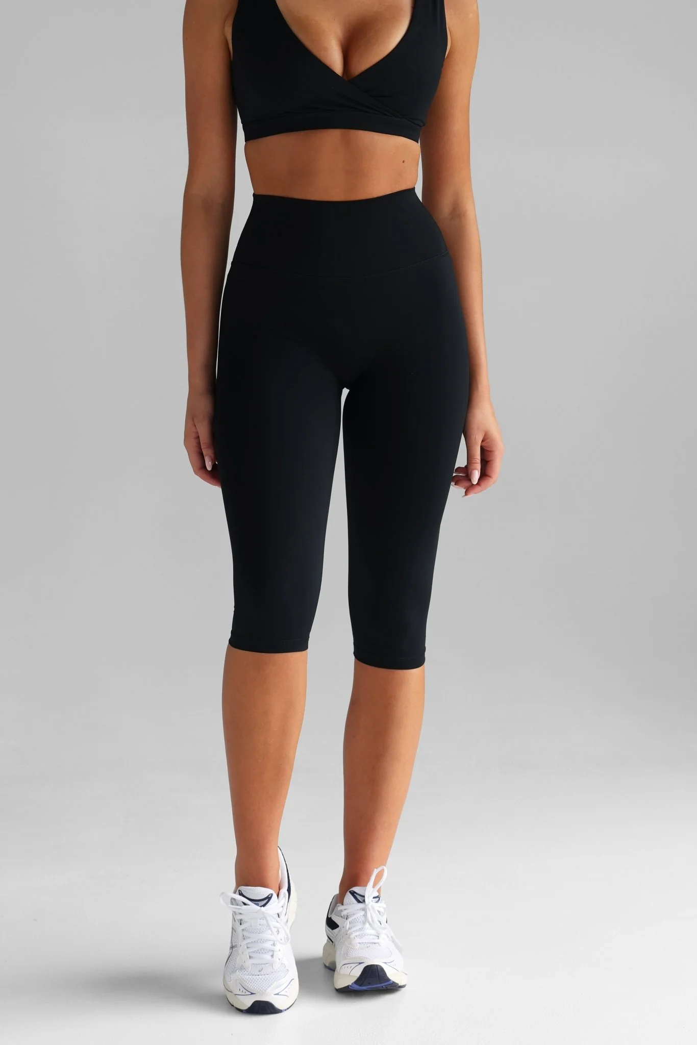 Sculpt Capris (3/4 Leggings) - Black - Image 4
