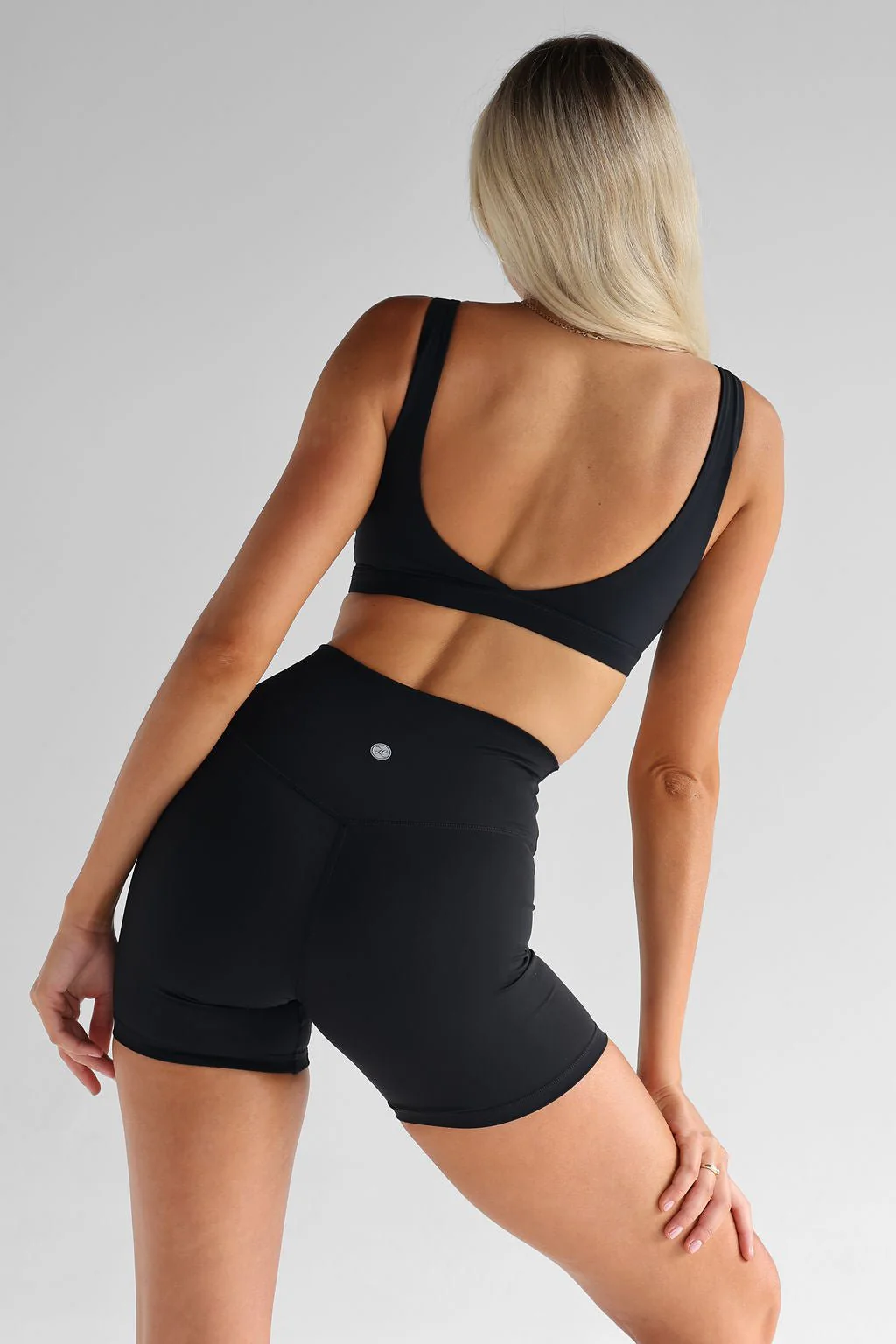 SCULPT Crop - Black - Image 2
