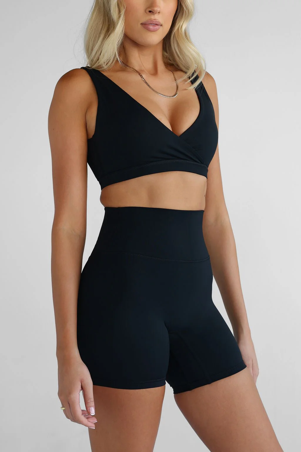 SCULPT Crop - Black - Image 4