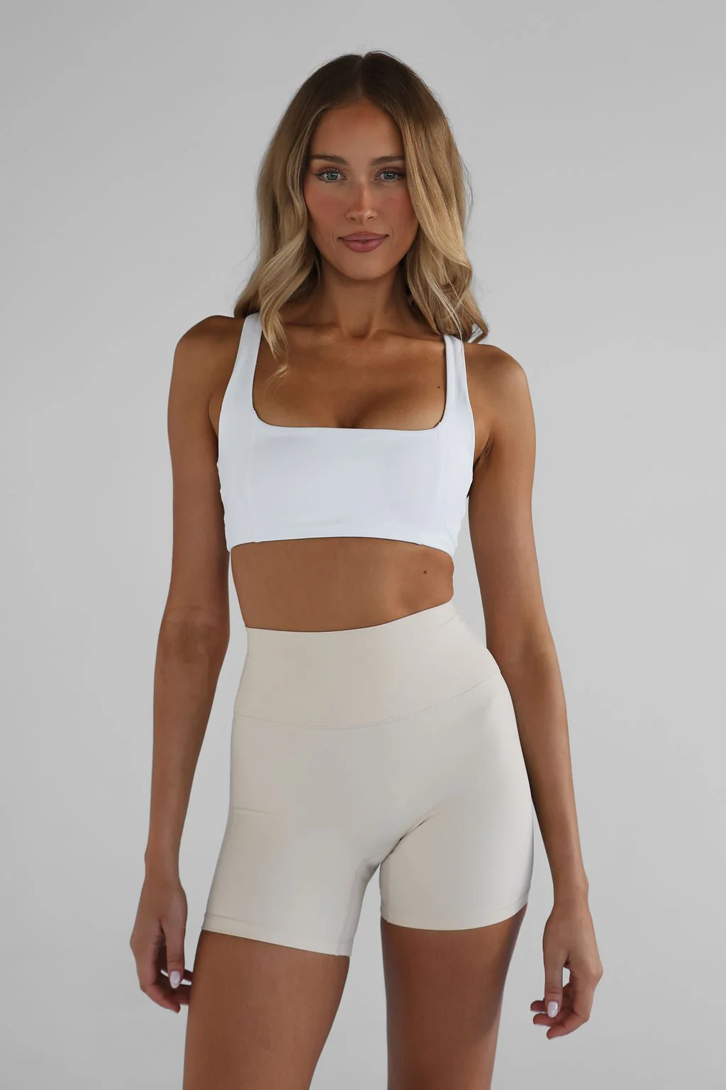SCULPT Shape Crop - White