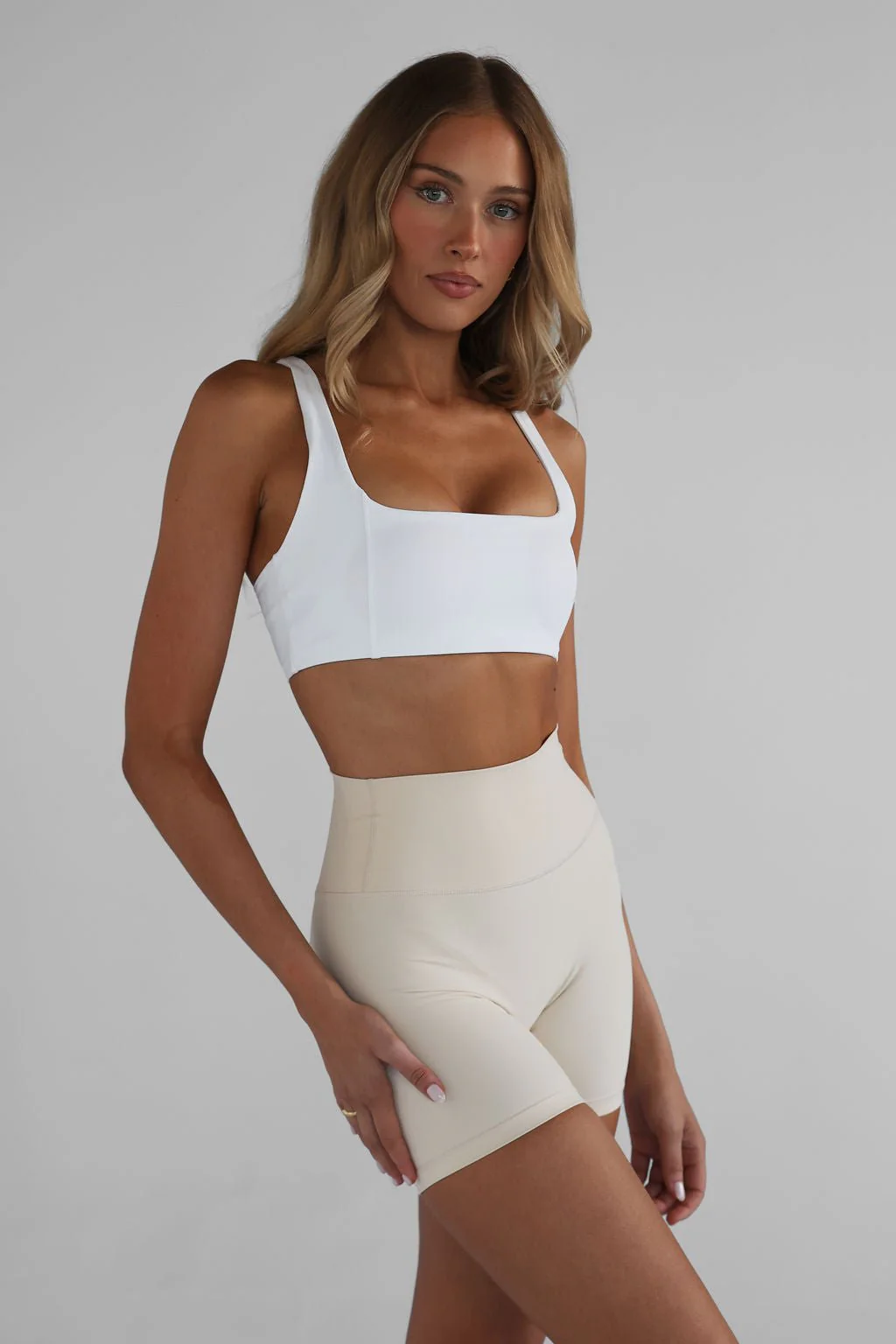SCULPT Shape Crop - White - Image 3