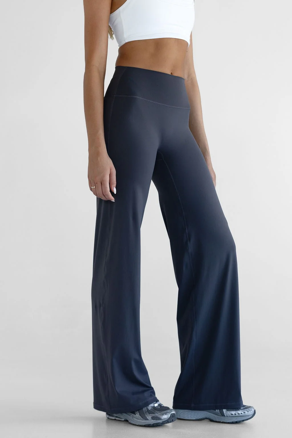 Sculpt Wide Leg Pants - Ash - Image 4