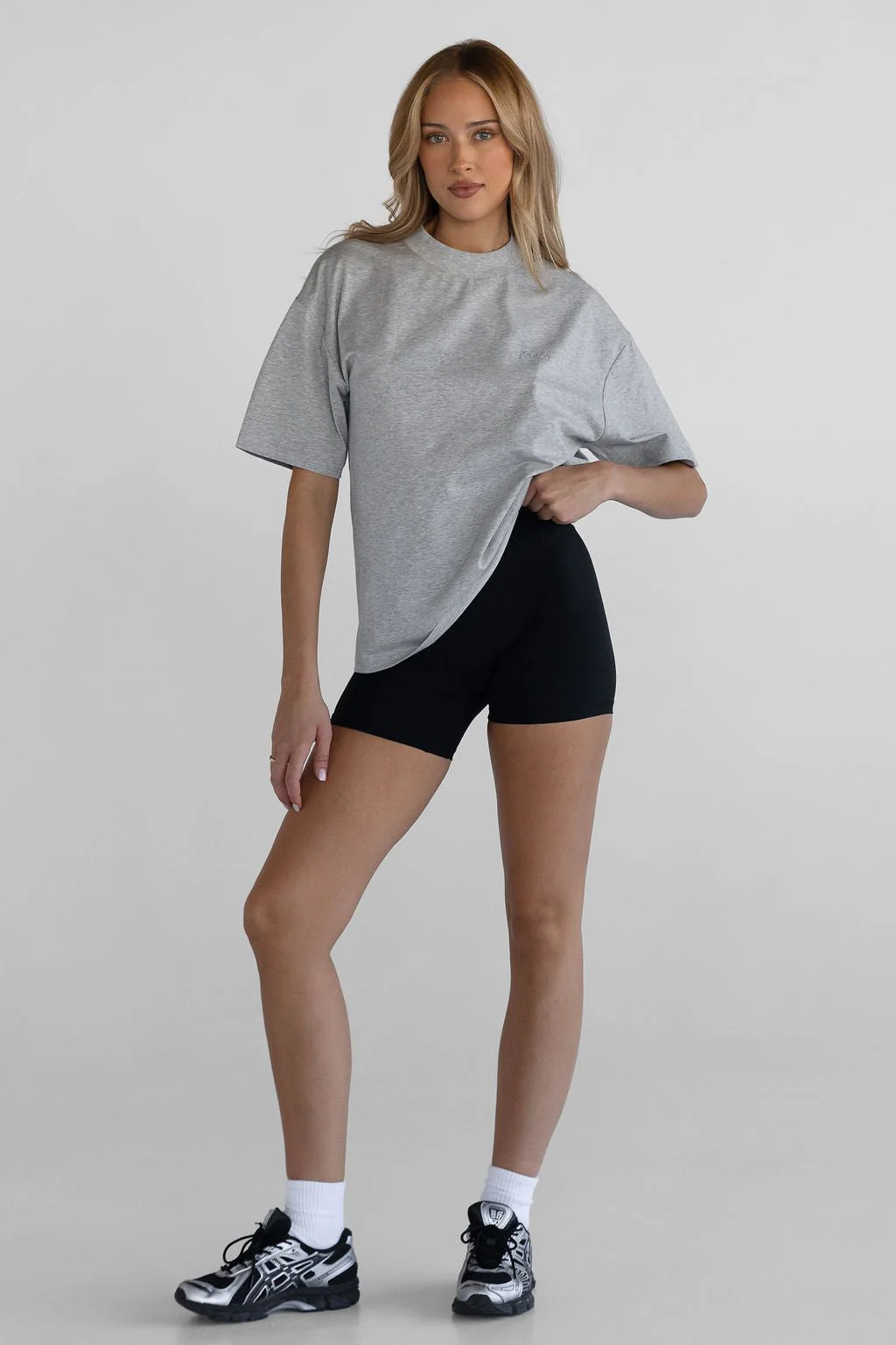 Signature Boyfriend Tee - Heather Grey