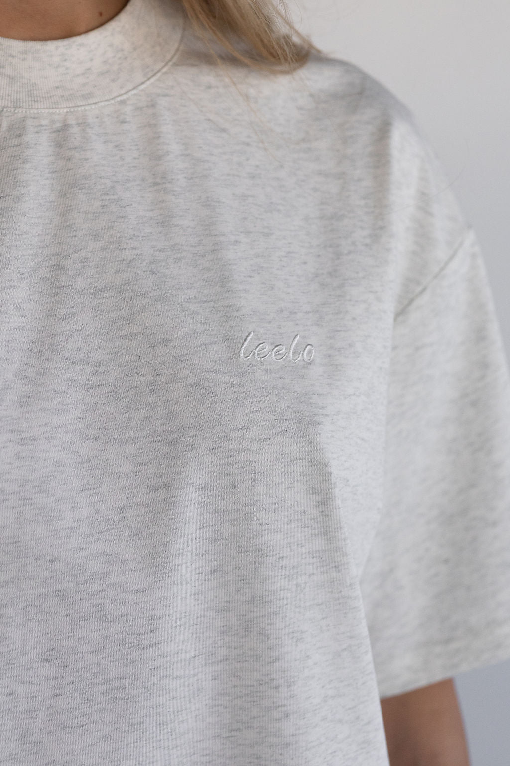 Signature Boyfriend Tee - Oatmeal - Image 3