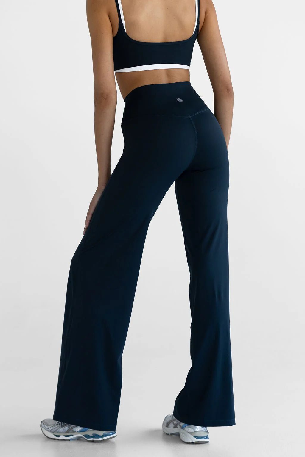 Sculpt Wide Leg Pants - Navy - Image 4